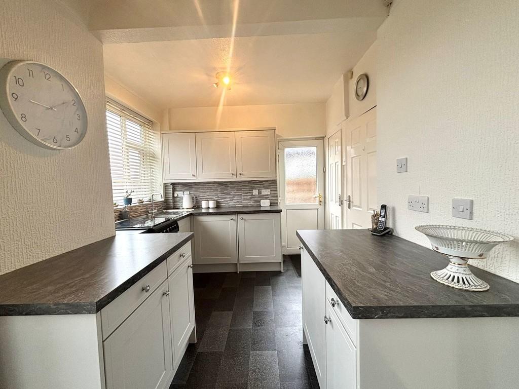 Kitchen 3
