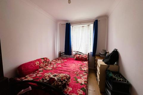 2 bedroom apartment for sale, Norwood Road, Southall