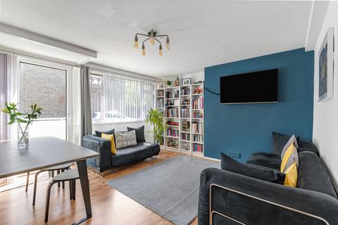 68 River Park Gardens, Bromley, BR2 0BH