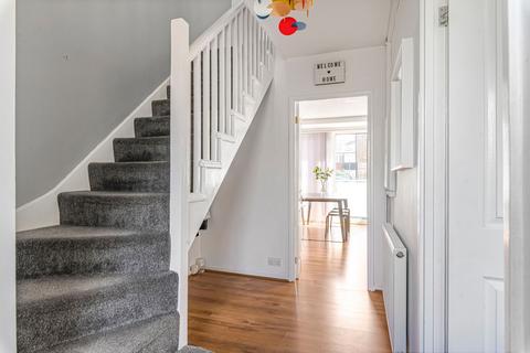 68 River Park Gardens, Bromley, BR2 0BH