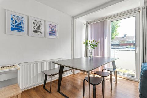 68 River Park Gardens, Bromley, BR2 0BH