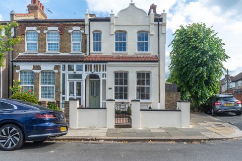 5 bedroom terraced house to rent, London N11