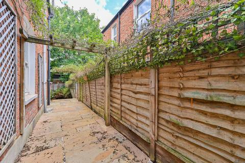 29 Codrington Hill, London, SE23 1LR