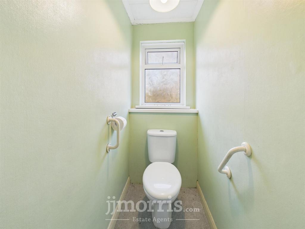 Separate WC