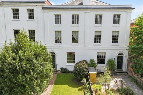 14 Britannia Square, Worcester, WR1 3DG