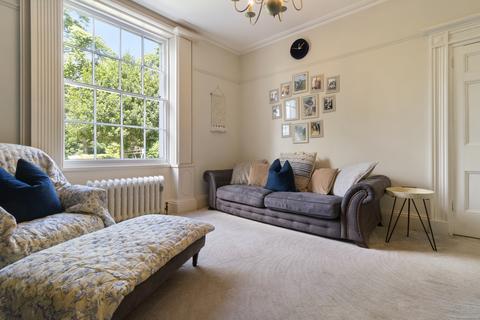 14 Britannia Square, Worcester, WR1 3DG