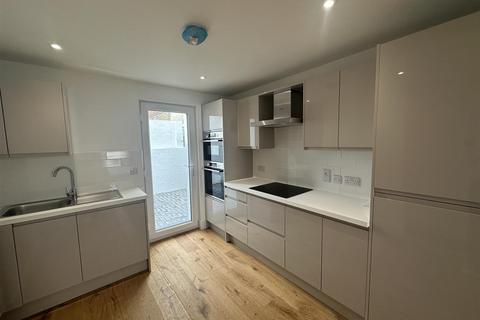 4 bedroom house for sale, 6, Windsor Road, St. Helier, Jersey