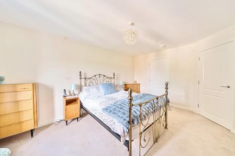 2 bedroom apartment for sale, Pilley Lane, Gloucestershire GL53