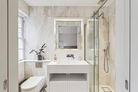 3 bedroom flat to rent, Cadogan Square, Knightsbridge