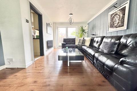 53 Cheshire Walk, Grimsby, DN37 9AP