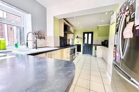 53 Cheshire Walk, Grimsby, DN37 9AP