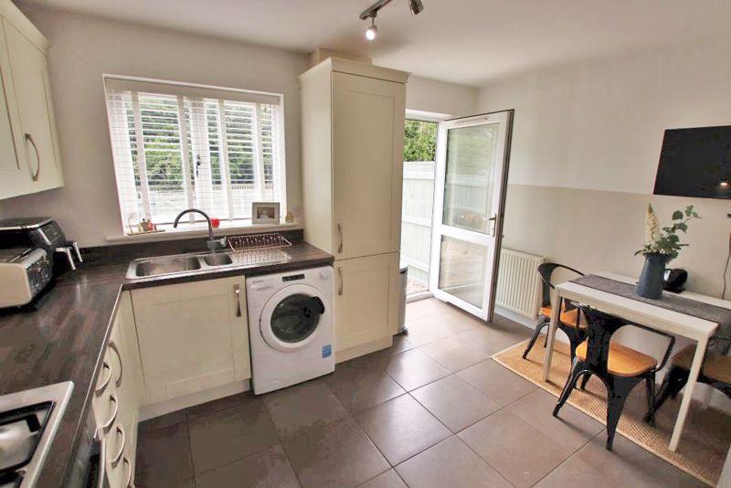 Dining Kitchen...
