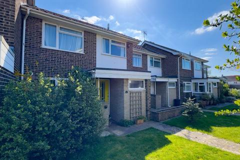 Barnfeld, Felpham Village