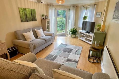 2 bedroom apartment for sale, Andrew Court, Greenholm Road, Great Barr, Birmingham, B44 8HJ