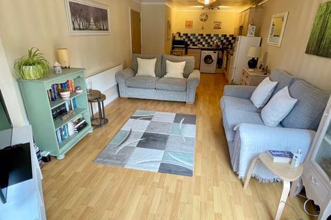 2 bedroom apartment for sale, Andrew Court, Greenholm Road, Great Barr, Birmingham, B44 8HJ