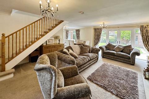 4 bedroom detached house for sale, Ravensdale Gardens, Walsall, WS5 3PX