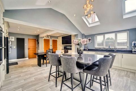 5 Layfield Lane, Cleator Moor, CA25 5HN
