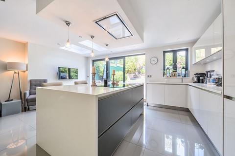 3 bedroom semi-detached house for sale, Brookside South, Barnet