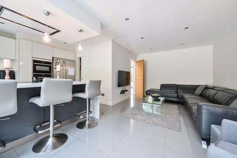 3 bedroom semi-detached house for sale, Brookside South, Barnet