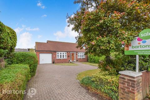 2 bedroom detached bungalow for sale, Moor Lane North, RAVENFIELD