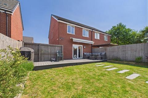 40 Rowan Tree Road, Oldham, OL8 3LG