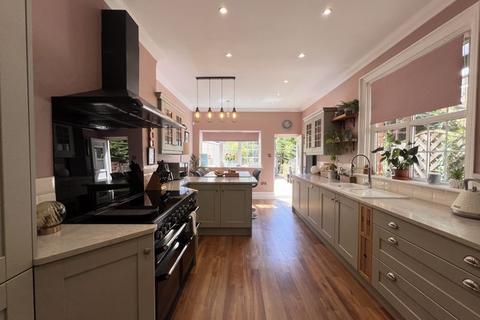 undefined, Golf Open 2026 - Park Road, Southport - Sleeps 8