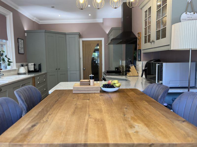 Breakfast Bar