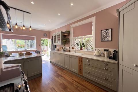 4 bedroom detached house to rent, Golf Open 2026 - Park Road, Southport - Sleeps 8