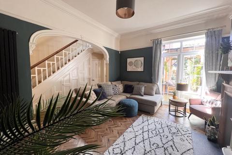 4 bedroom detached house to rent, Golf Open 2026 - Park Road, Southport - Sleeps 8