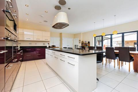 5 bedroom detached house for sale, Burtree Lane, Darlington DL3
