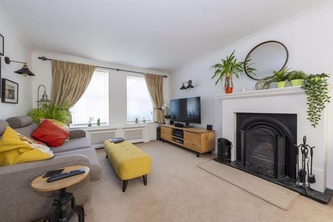 4 bedroom detached house for sale, Shepherds Way, Ridgewood