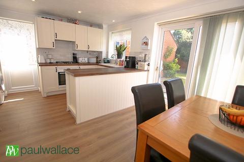 20 Isabel Gate, Cheshunt, Waltham Cross, EN8 0XL