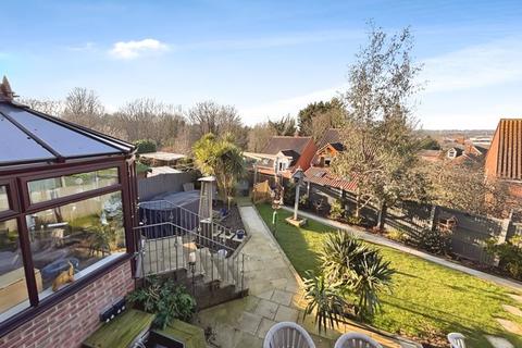 3 bedroom detached house for sale, Grantham Crescent, Ipswich