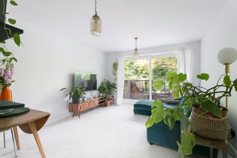 50 Campion Close, Croydon, CR0 5SN