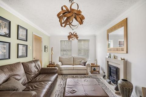 4 bedroom detached house for sale, Walton Road, Caldecotte, Milton Keynes