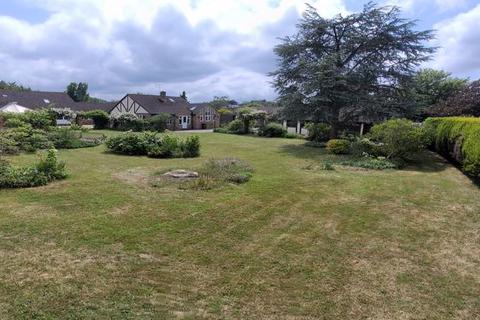 5 bedroom detached bungalow for sale, New Road, Aston Clinton