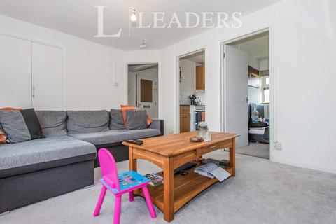 1 bedroom apartment to rent, Carlton Way, CB4