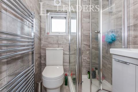1 bedroom apartment to rent, Carlton Way, CB4