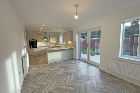 undefined, Heritage Court, Acrefair