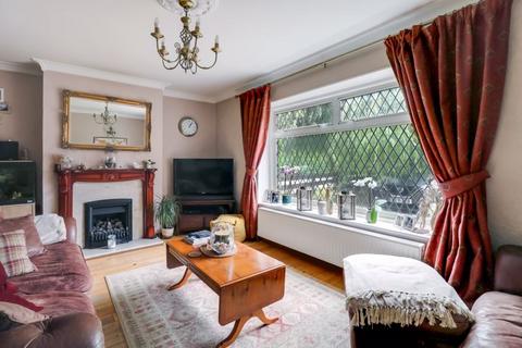 4 Field Close, Harlington, Hayes, UB3 5ND