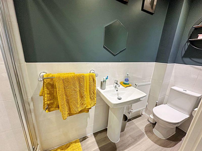 Ensuite