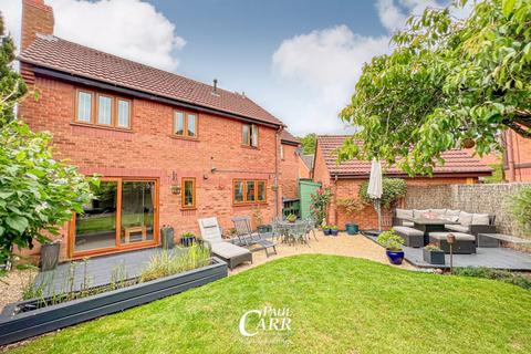 5 Bromwich Drive, Lichfield, WS13 8SD