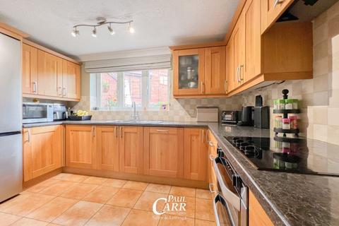 5 Bromwich Drive, Lichfield, WS13 8SD