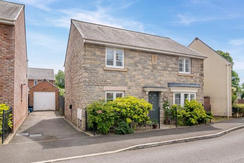 Roundbush Crescent, Caerwent, Caldicot