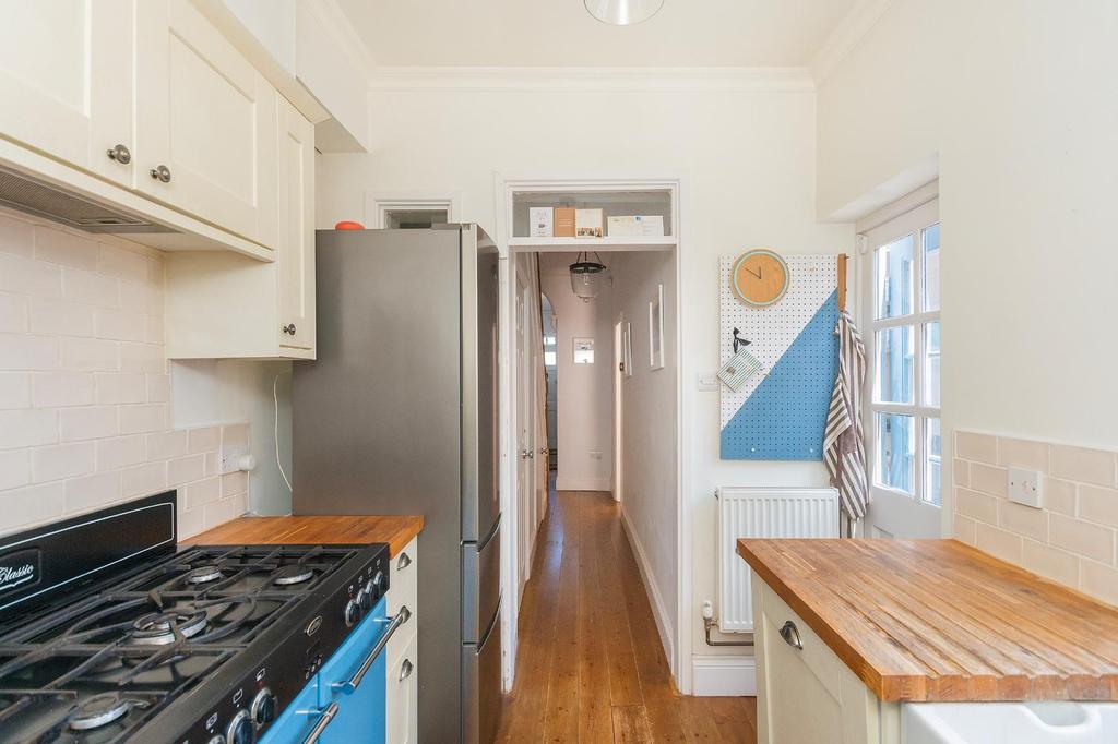 1 I1 RSE - Kitchen B.jpg