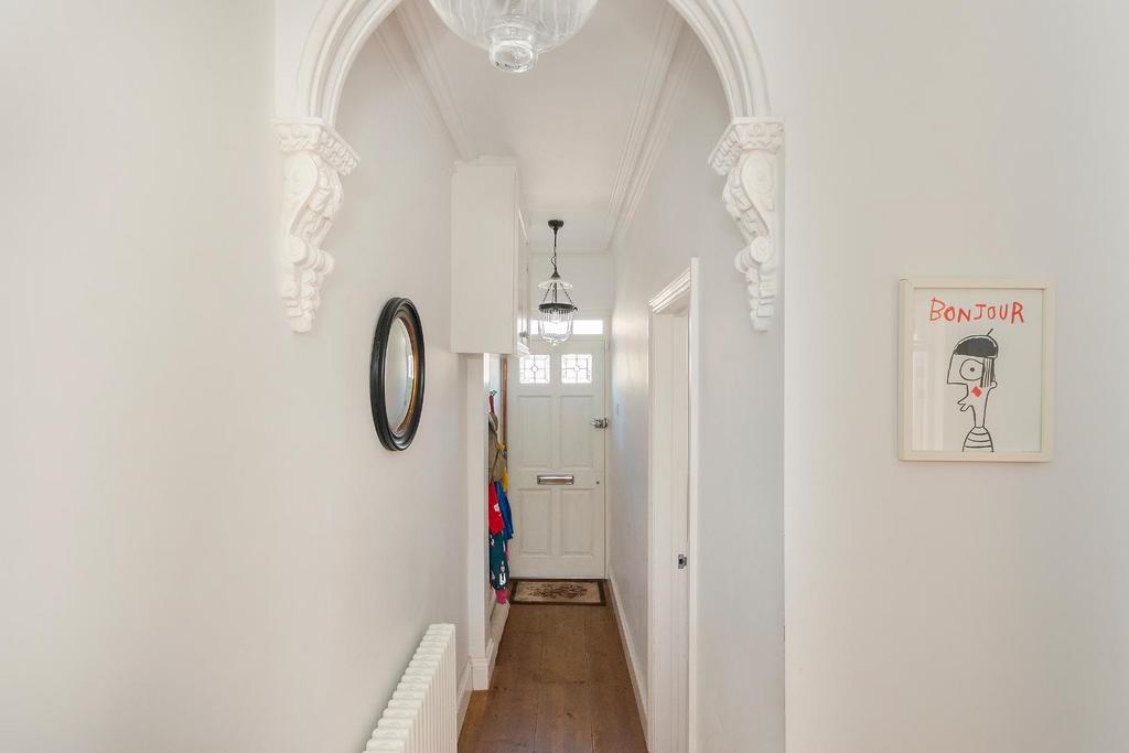 1 I1 RSE - Hallway C.jpg