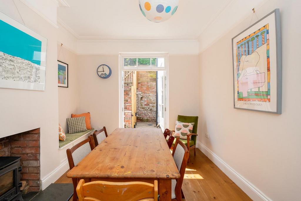 1 I1 RSE - Dining Room B.jpg