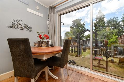 3 bedroom end of terrace house for sale, Southway, Wallington, Surrey