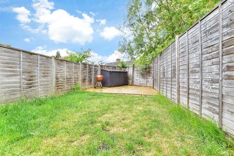 104 Priory Road, Tonbridge, TN9 2BP