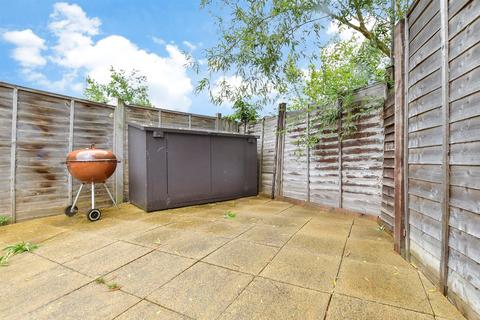 104 Priory Road, Tonbridge, TN9 2BP